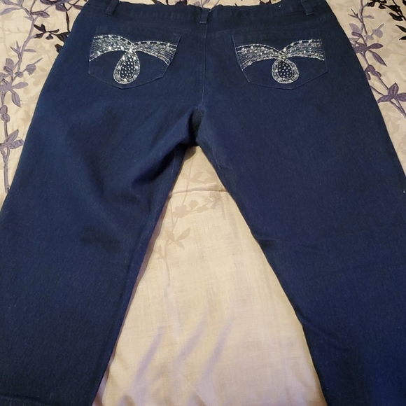 Capri - Picture 2 of 2